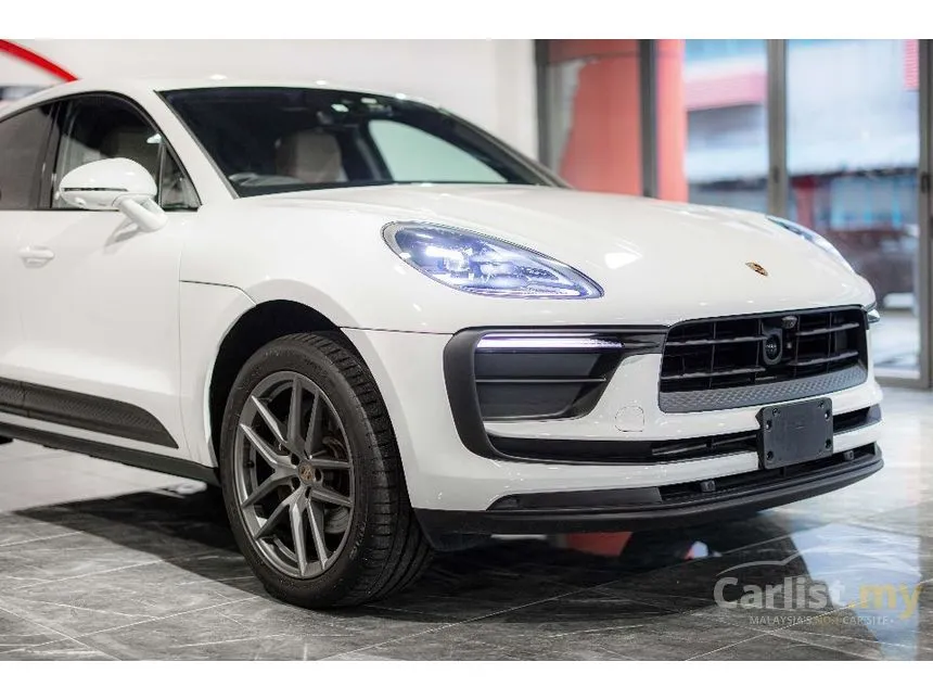 2022 Porsche Macan SUV