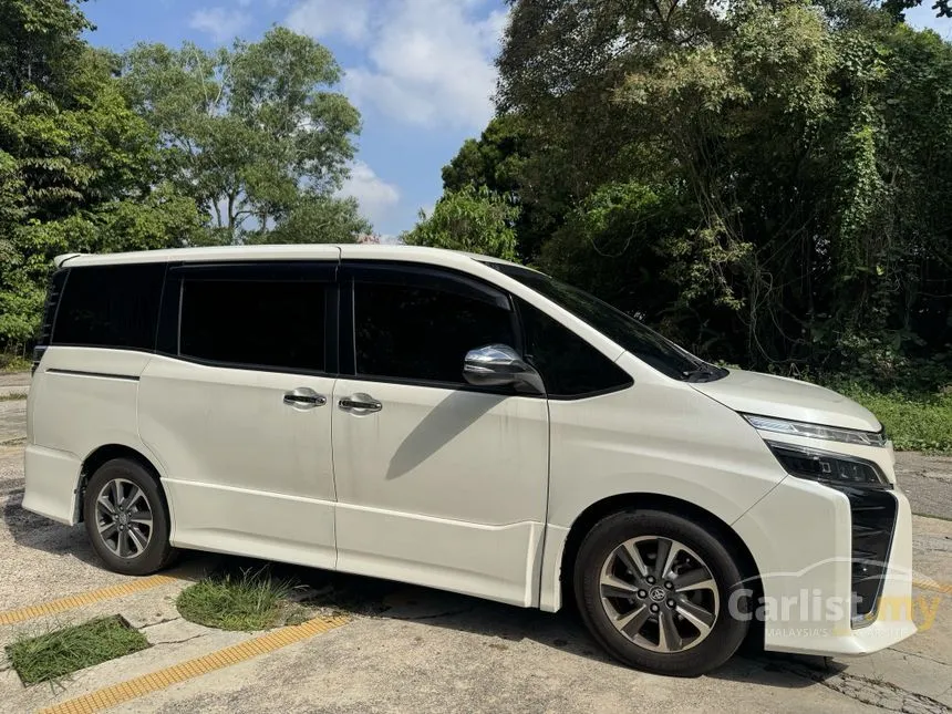 2018 Toyota Voxy X MPV