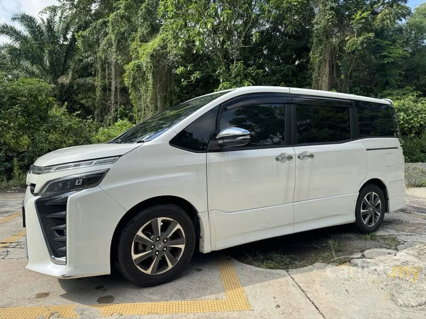 2018 Toyota Voxy X MPV
