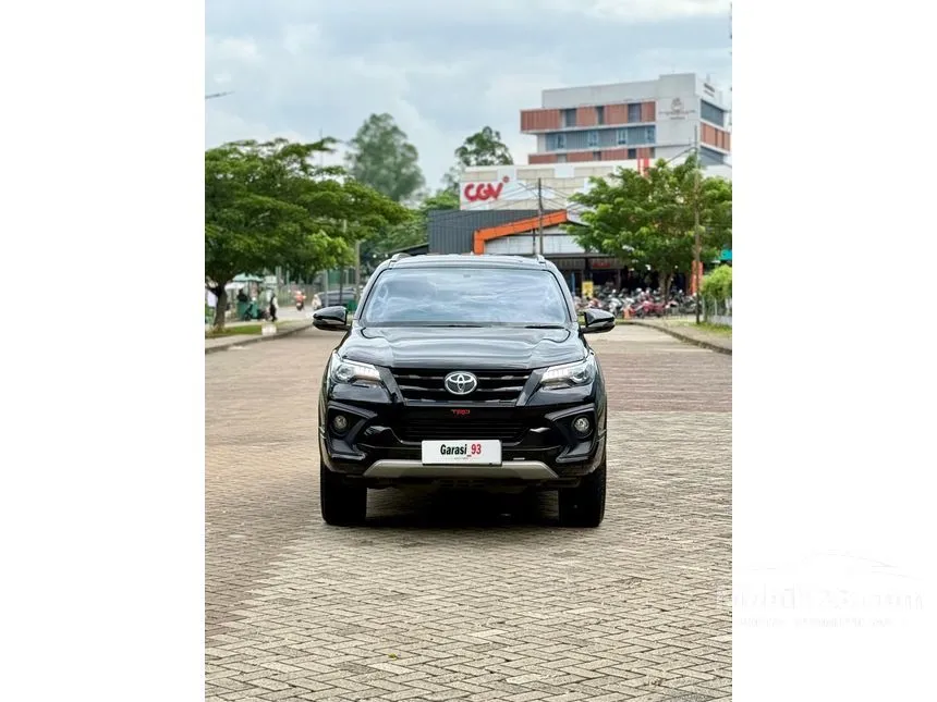 2019 Toyota Fortuner VRZ TRD 4X2 SUV