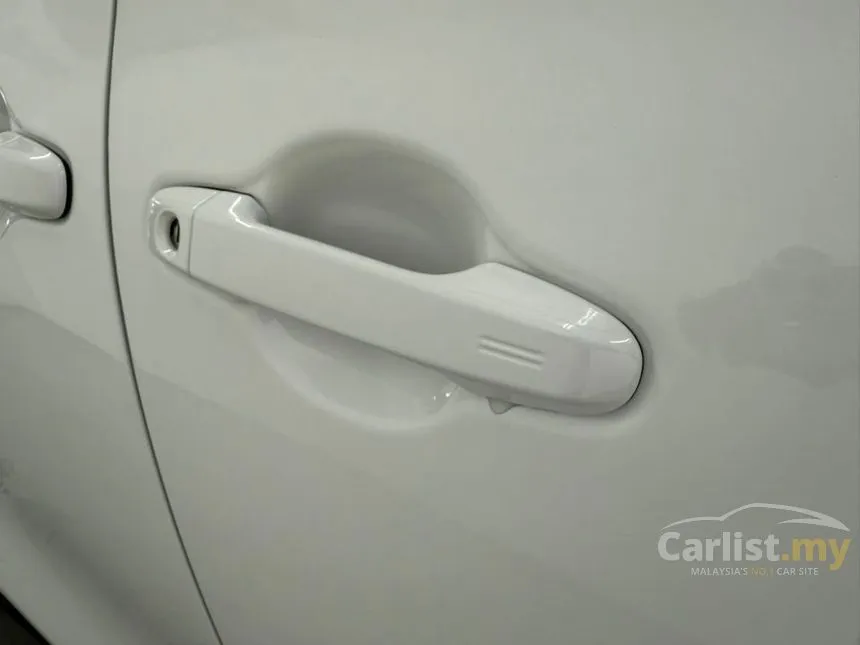 2016 Toyota Sienta V MPV