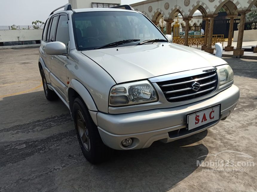 Jual Mobil  Suzuki  Escudo  2004 SQ 2 0 di DKI Jakarta  