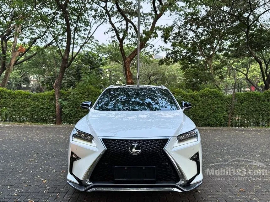 Jual Mobil Lexus RX 200t 2017 F Sport 2.0 di Banten Automatic SUV Putih Rp 639.000.000
