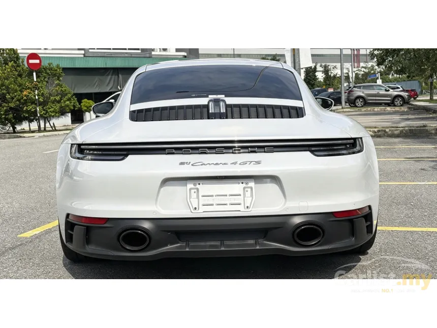 2024 Porsche 911 Carrera 4S Coupe