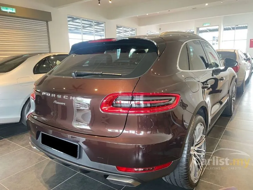 2016 Porsche Macan SUV
