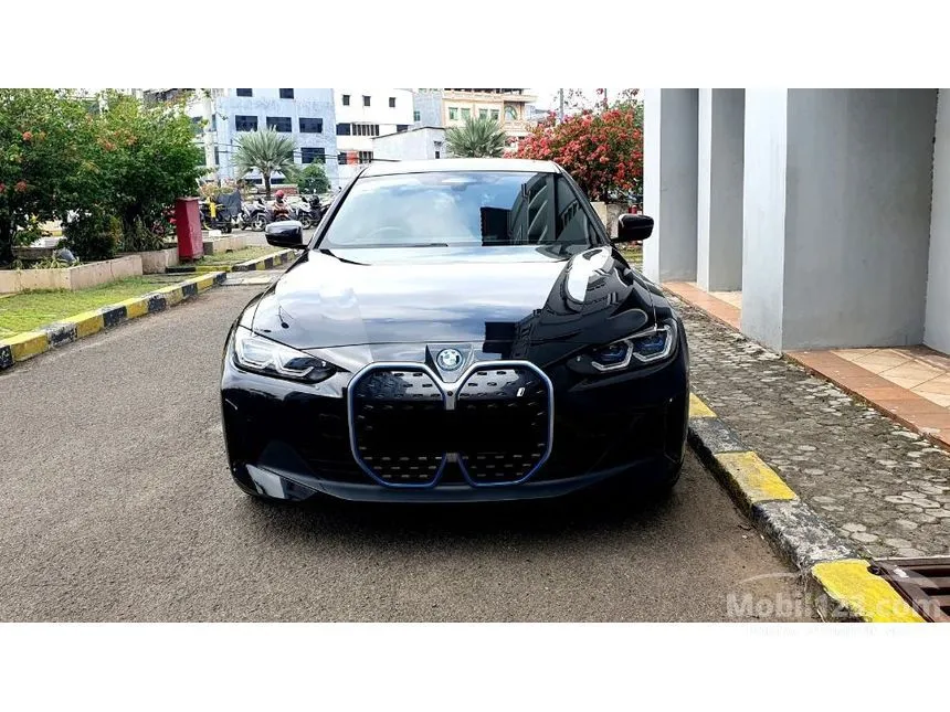 2024 BMW i4 eDrive35 Coupe