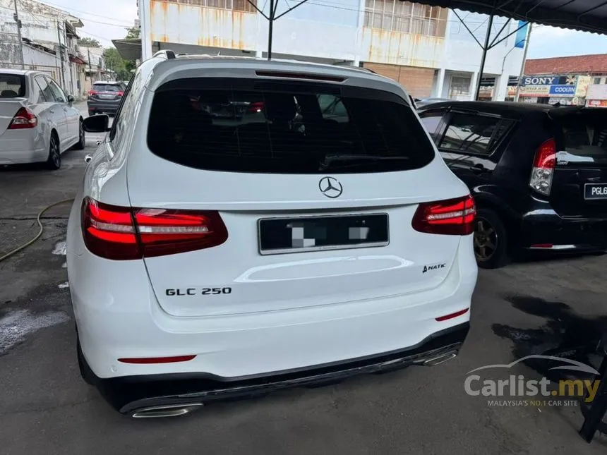 2018 Mercedes-Benz GLA250 4MATIC AMG Line SUV