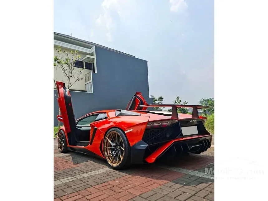 2013 Lamborghini Aventador LP700-4 Coupe