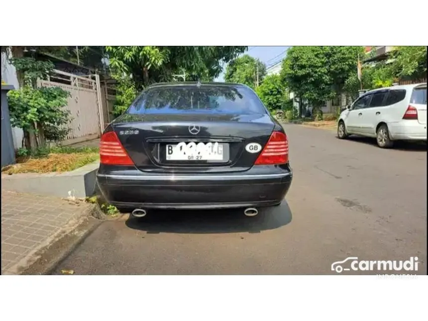 2002 Mercedes-Benz S280 Sedan