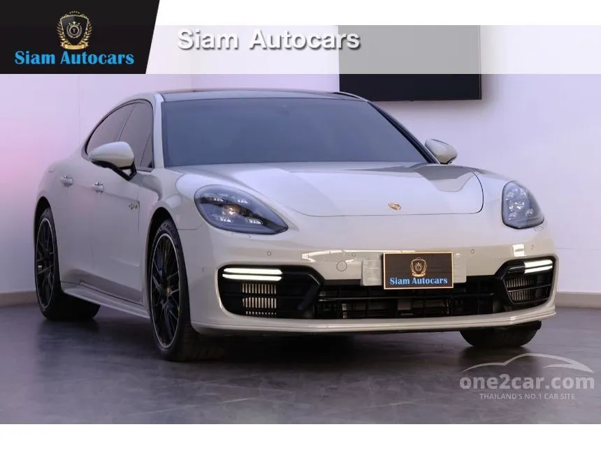 2019 Porsche Panamera 4 E-Hybrid Sedan