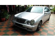 2001 Mercedes-Benz E240 2.4 Avantgarde Sedan