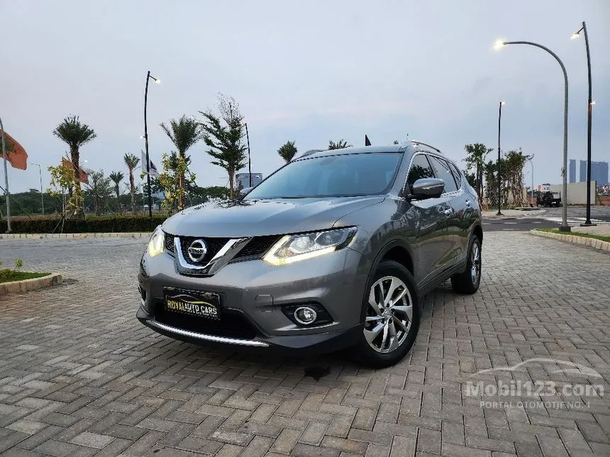 Jual Mobil Nissan X