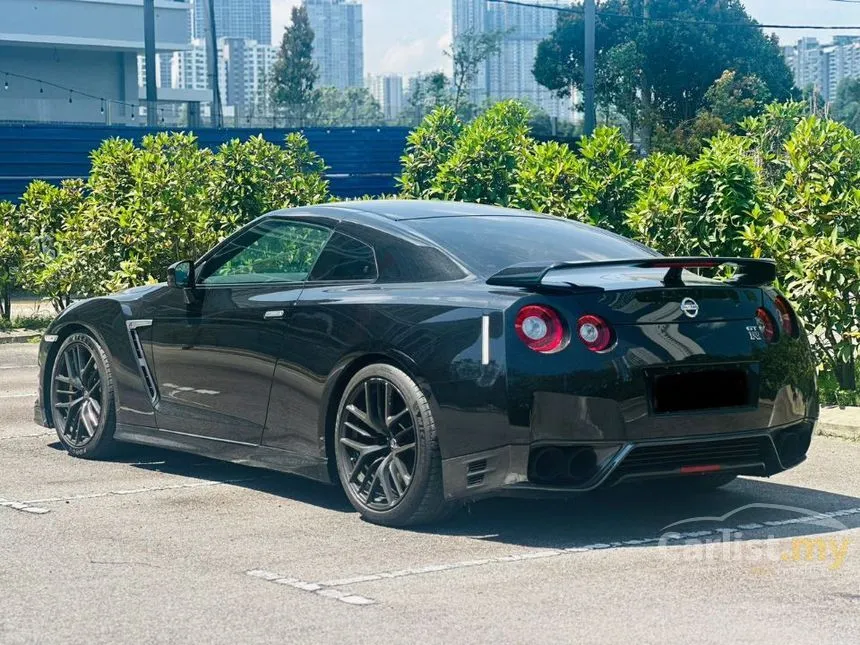 2014 Nissan GT-R Premium Edition Coupe