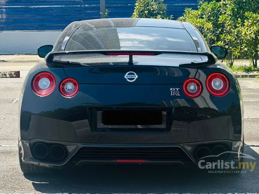 2014 Nissan GT-R Premium Edition Coupe