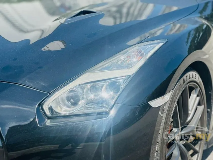 2014 Nissan GT-R Premium Edition Coupe