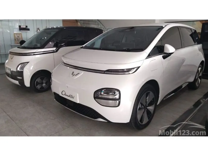 Jual Mobil Wuling Cloud EV 2024 EV di DKI Jakarta Automatic Hatchback Putih Rp 396.999.999