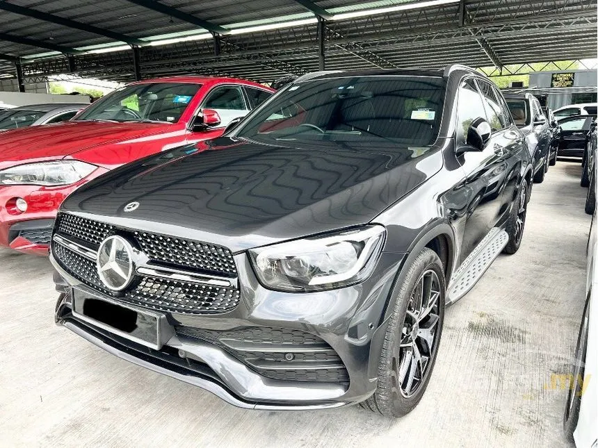 2021 Mercedes-Benz GLC300 4MATIC AMG Line SUV