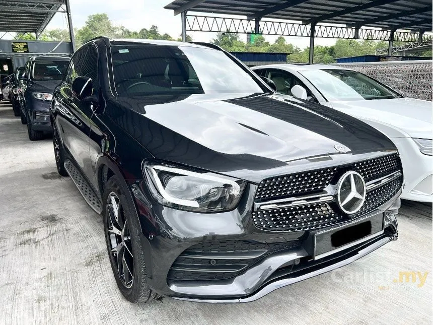 2021 Mercedes-Benz GLC300 4MATIC AMG Line SUV