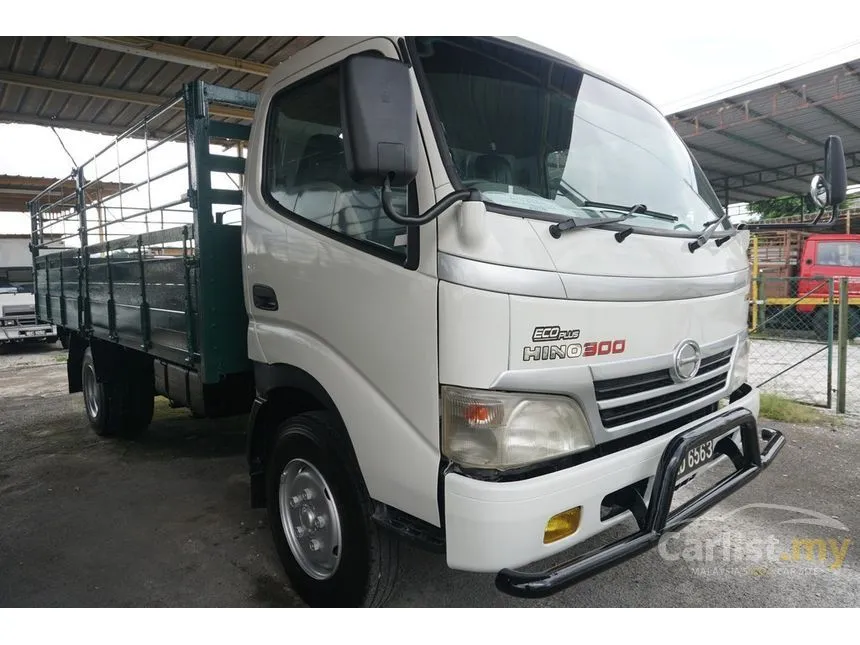 2010 Hino WU410R Lorry