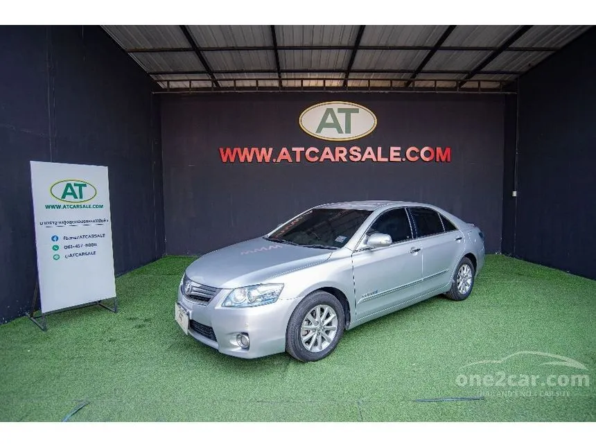 2010 Toyota Camry Hybrid Sedan
