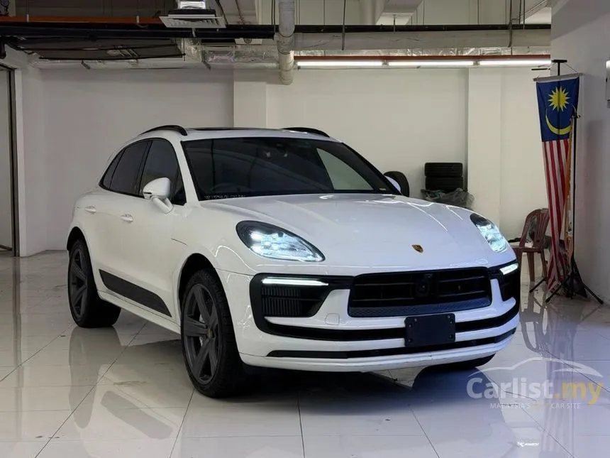 2021 Porsche Macan Turbo SUV