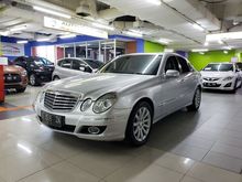 Mercedez Benz E280 2008 AT Silver TDP 20 Juta