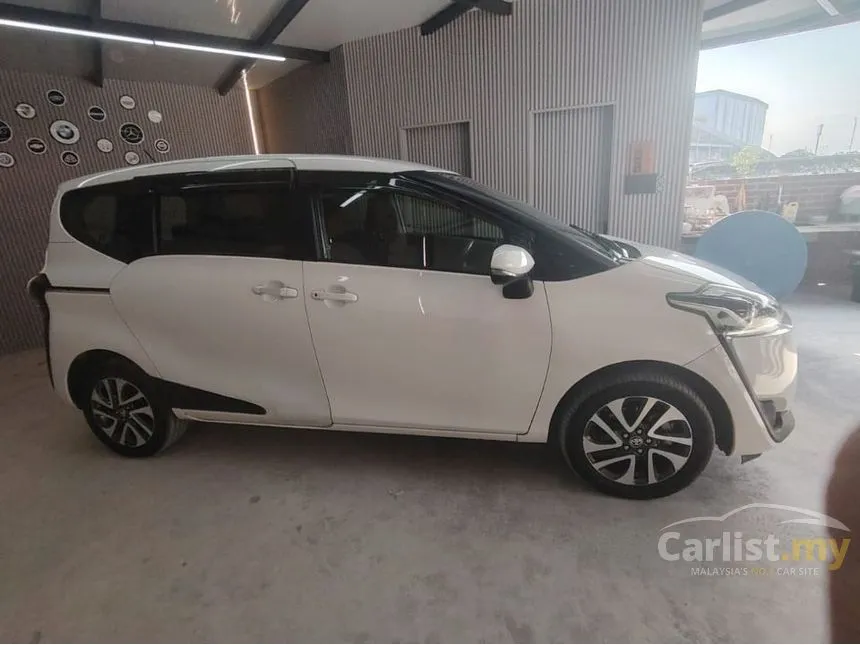 2017 Toyota Sienta V MPV
