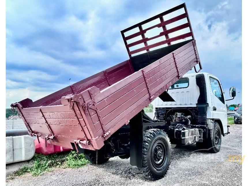2010 Mitsubishi Fuso canter Lorry