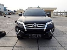 Toyota Fortuner VRZ 2400cc Automatic 2017 Hitam Full Orisinil