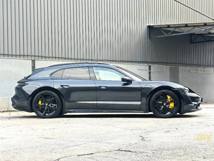2022 Porsche Taycan Turbo Cross Turismo Wagon