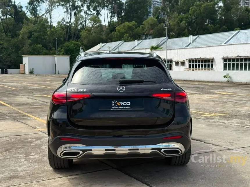2023 Mercedes-Benz GLC300 4MATIC AMG Line SUV