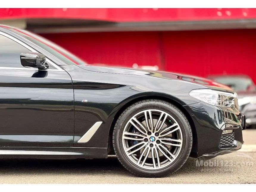 2019 BMW 530i M Sport Sedan