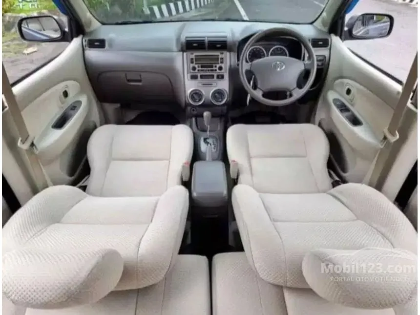 2010 Toyota Avanza S MPV
