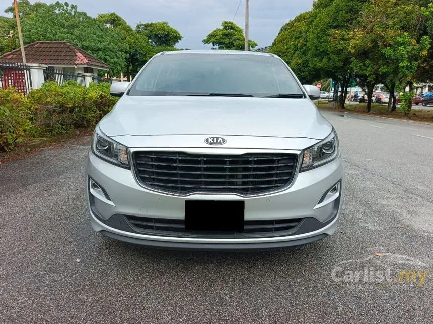 2020 Kia Grand Carnival CRDi MPV