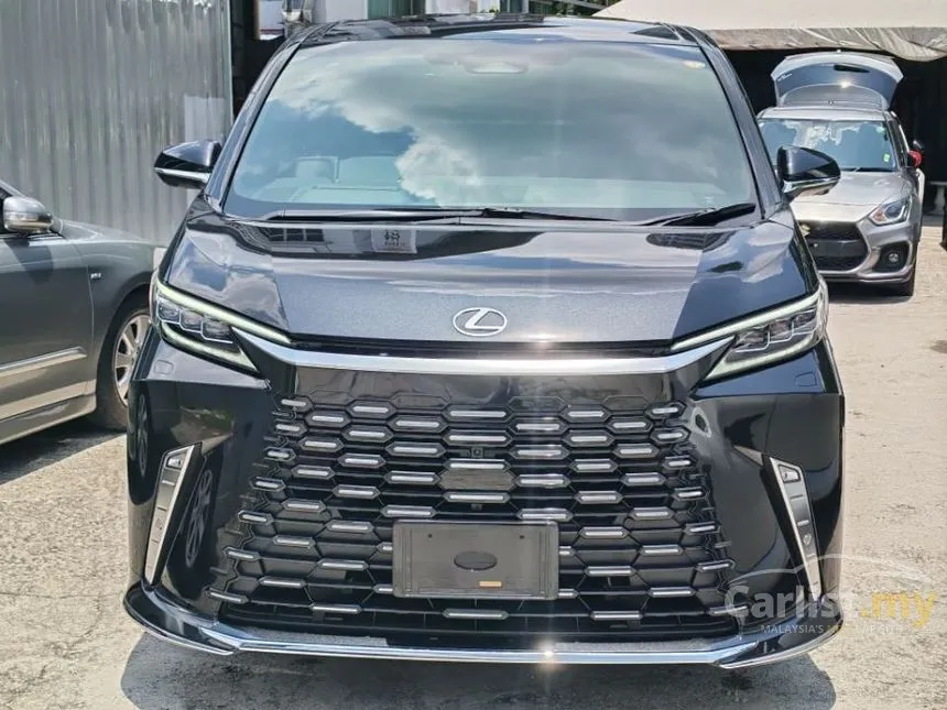 2024 Lexus LM 500h Version L 6 Seater MPV