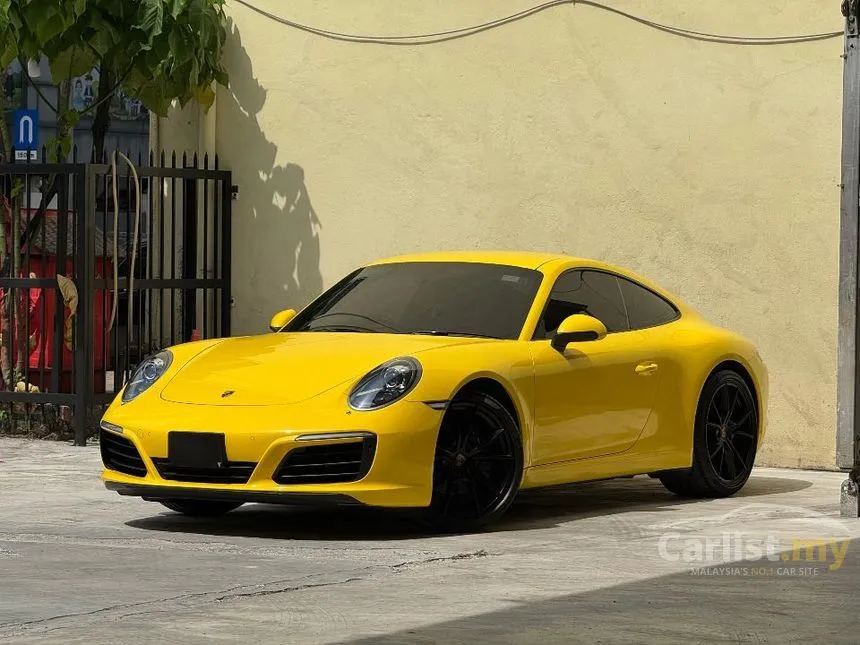 2019 Porsche 911 Carrera Convertible