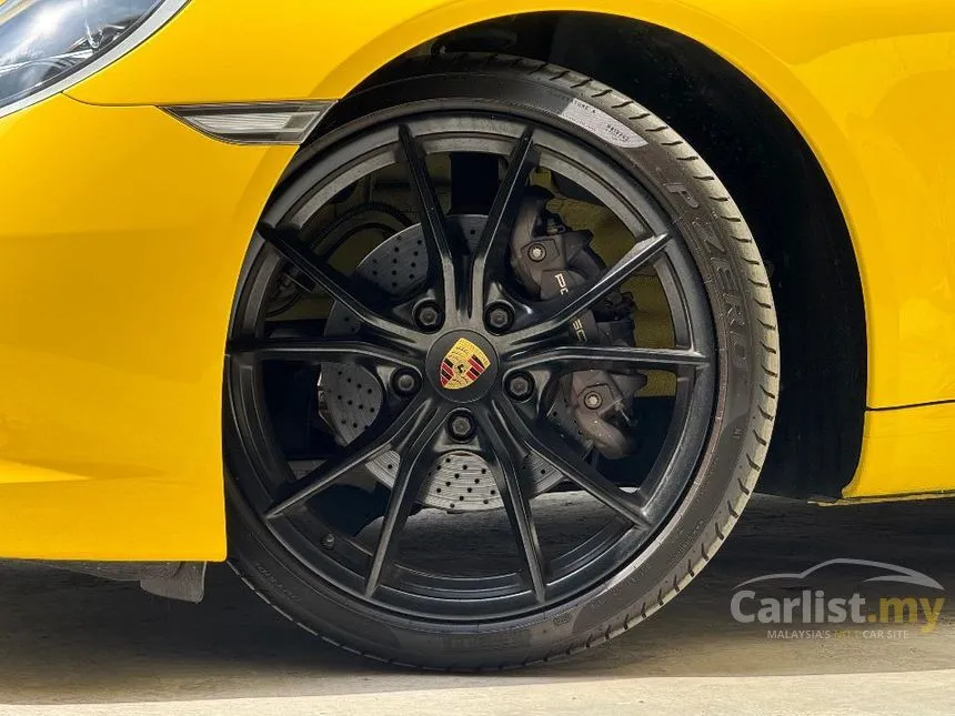 2019 Porsche 911 Carrera Convertible