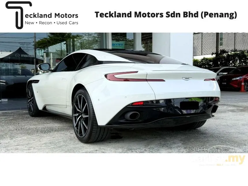 2017 Aston Martin DB11 V12 Coupe