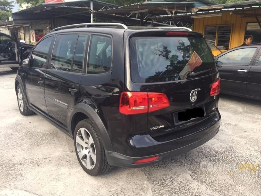 Volkswagen Cross Touran 2013 1.4 in Kuala Lumpur Automatic 