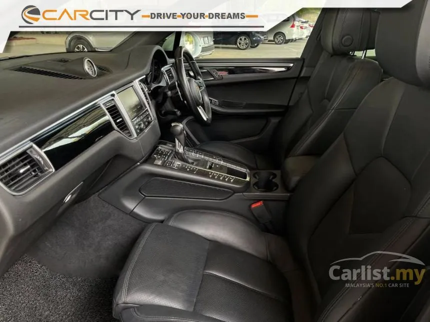 2016 Porsche Macan SUV