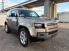 2023 Land Rover Defender 2.0 90 P300 SE (Incoming Stock)