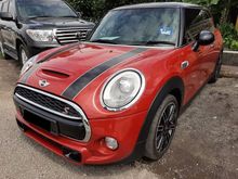 2014 Mini COOPER S 2.0 TWIN POWER TURBO (A) 2 DOORS JCW SPEC CBU WIRED SPEC HARMON KARDON LED DAYLIGHT AUTO BAVARIA 2015