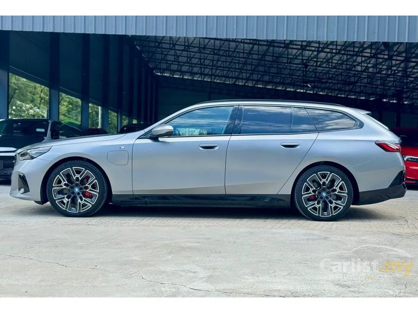 2024 BMW i5 eDrive40 M Sport Sedan
