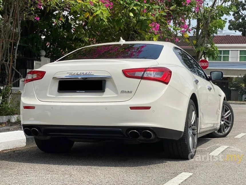 2016 Maserati Ghibli S Sedan