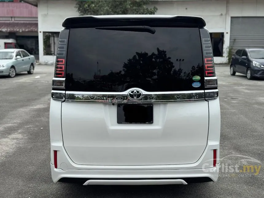 2019 Toyota Voxy X MPV