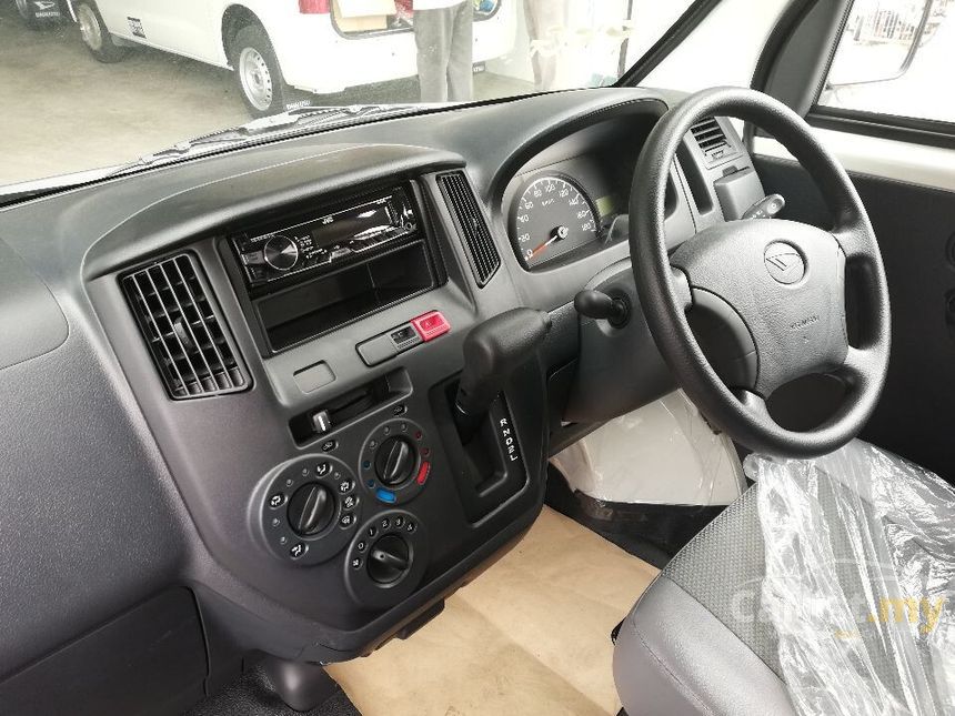 2021 Daihatsu Gran Max Panel Van