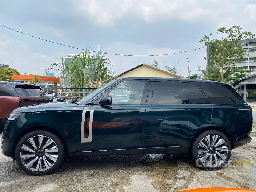 2023 Land Rover Range Rover P530 Autobiography LWB SUV