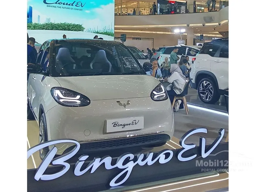 Jual Mobil Wuling Binguo EV 2024 410Km Premium Range di DKI Jakarta Automatic Hatchback Putih Rp 354.999.999
