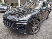 2016 Porsche Cayenne 3.0 Turbo Diesel Full Spec With Panaromic Roof,Bose,PASM,PCM,Air Matic,Reverse Camera,2 Way Memory Seats,Power Boot,Roof Rails