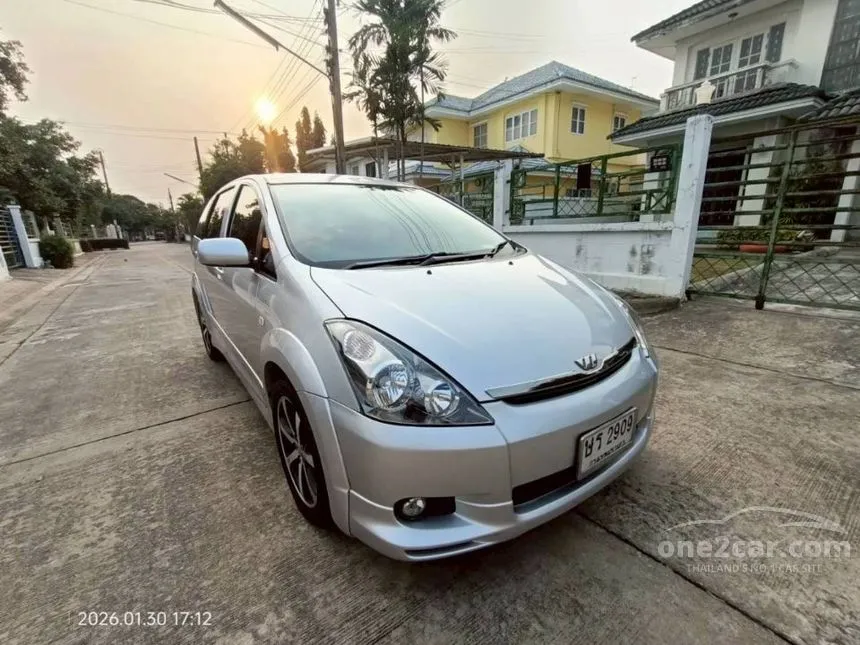2004 Toyota WISH S Wagon